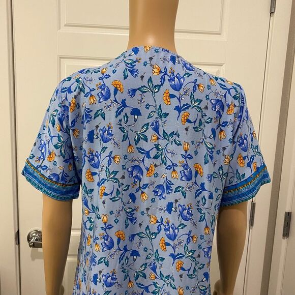 Women's Button Down Floral Dress. Blue. Small. Lightweight. Comfy. ResortWear. - Picture 7 of 15